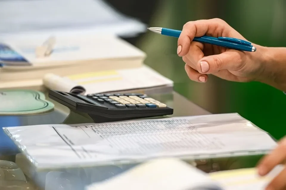Situatii Financiare Nedepuse la ANAF: Cum Redepui si Ce Amenzi Eviti 2026 | Fix Conta